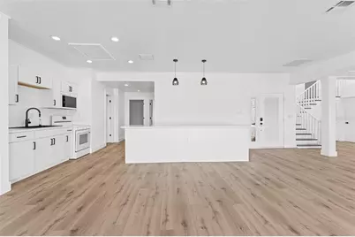 845 Bay Esplanade, Clearwater Beach, FL 33767 - Photo 5