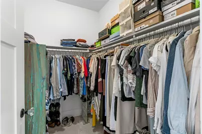 802 Dartmoor Street N, Saint Petersburg, FL 33701 - Photo 19