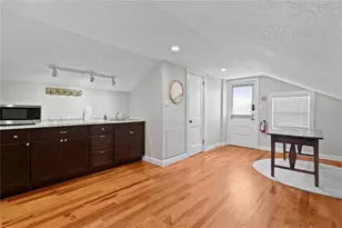 802 Dartmoor St N, Saint Petersburg, FL 33701 - Photo 69