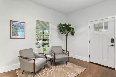 802 Dartmoor Street N, Saint Petersburg, FL 33701 - Photo 5