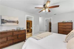 802 Dartmoor St N, Saint Petersburg, FL 33701 - Photo 17