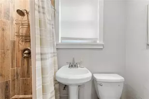 802 Dartmoor St N, Saint Petersburg, FL 33701 - Photo 63