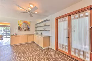 7102 Mandy Ln, New Port Richey, FL 34652 - Photo 17