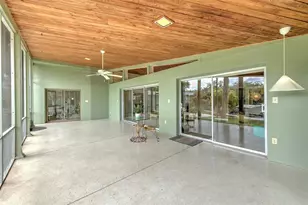 7102 Mandy Ln, New Port Richey, FL 34652 - Photo 39