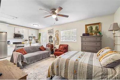 7001 Twelve Oaks Boulevard, Tampa, FL 33634 - Photo 11