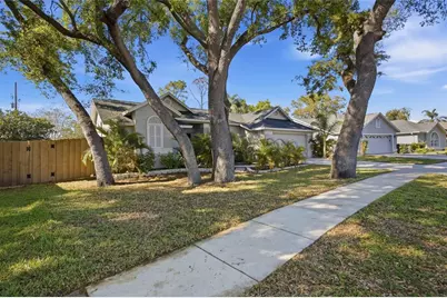 2212 Lake Bay Way, Brandon, FL 33511 - Photo 3