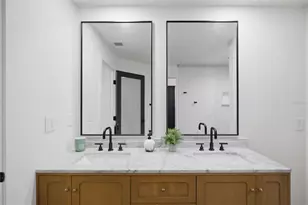 2212 Lake Bay Way, Brandon, FL 33511 - Photo 19