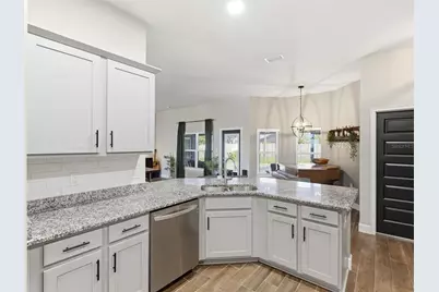 13234 Summerfield Way, Dade City, FL 33525 - Photo 17