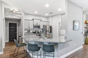 13234 Summerfield Way, Dade City, FL 33525 - Photo 15