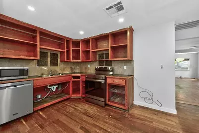 5818 39th Street N, Saint Petersburg, FL 33714 - Photo 9