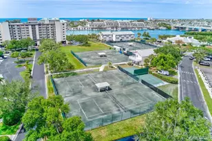 11500 Shipwatch Dr, Largo, FL 33774 - Photo 29