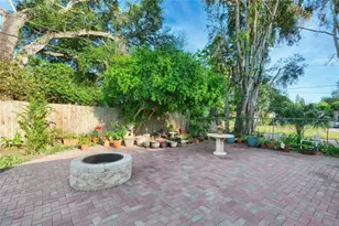 1109 S San Remo Ave, Clearwater, FL 33756 - Photo 35