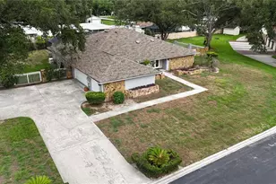 1009 Morfield Ln, Brandon, FL 33511 - Photo 3