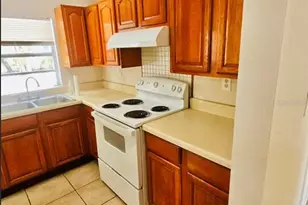 10011 N 23rd St, Tampa, FL 33612 - Photo 31