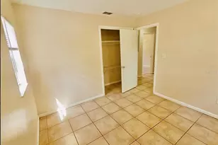 10011 N 23rd St, Tampa, FL 33612 - Photo 17