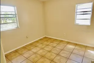 10011 N 23rd St, Tampa, FL 33612 - Photo 19