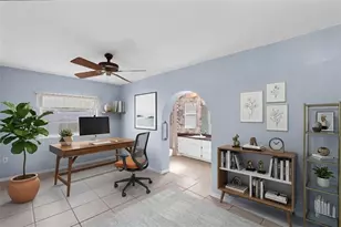 1768 Harbor Cir E, Largo, FL 33770 - Photo 15