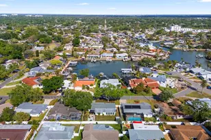 1768 Harbor Cir E, Largo, FL 33770 - Photo 33