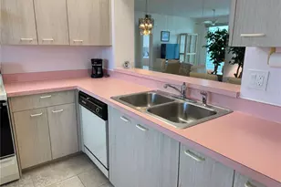 7979 Sailboat Key Blvd S, South Pasadena, FL 33707 - Photo 7
