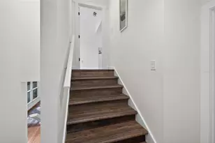 1330 Belcher Dr, Tarpon Springs, FL 34689 - Photo 27