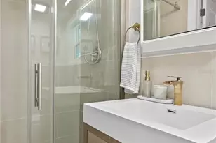 735 40th Ave N, Saint Petersburg, FL 33703 - Photo 31