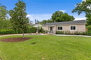 735 40th Ave N, Saint Petersburg, FL 33703 - Photo 1