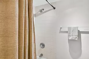 2614 Cove Cay Dr, Clearwater, FL 33760 - Photo 15