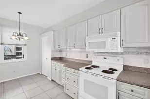 7932 Sailboat Key Blvd S, South Pasadena, FL 33707 - Photo 9