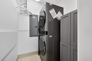 175 1st St S, Saint Petersburg, FL 33701 - Photo 25