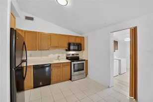 10101 Mariposa Pl, Tampa, FL 33619 - Photo 7