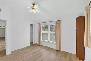 10101 Mariposa Pl, Tampa, FL 33619 - Photo 15