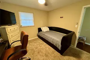 39093 Citadel Cir, Zephyrhills, FL 33542 - Photo 11