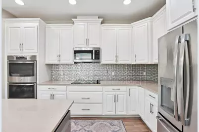 10740 Pleasant Knoll Drive, Tampa, FL 33647 - Photo 9