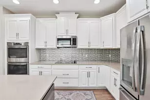 10740 Pleasant Knoll Dr, Tampa, FL 33647 - Photo 9