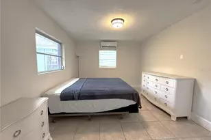 1196 Angle Rd, Dunedin, FL 34698 - Photo 9