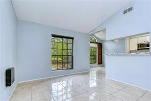 8723 Fancy Finch Dr, Tampa, FL 33614 - Photo 5