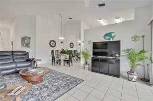 6447 Pine Walk Dr, New Port Richey, FL 34655 - Photo 3