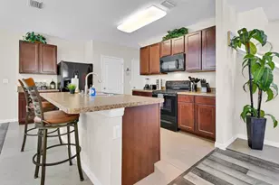 10108 Hawk Storm Ave, Tampa, FL 33610 - Photo 7