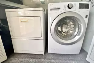 12041 Hoosier Ct, Hudson, FL 34667 - Photo 17