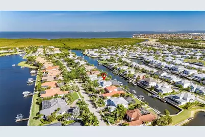 613 Balibay Road, Apollo Beach, FL 33572 - Photo 5