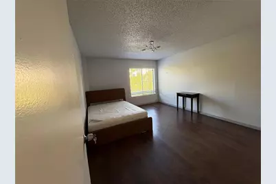 621 99th Avenue N #102, Saint Petersburg, FL 33702 - Photo 13