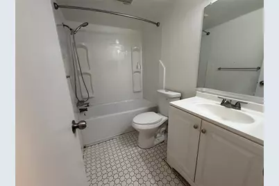 621 99th Avenue N #102, Saint Petersburg, FL 33702 - Photo 17