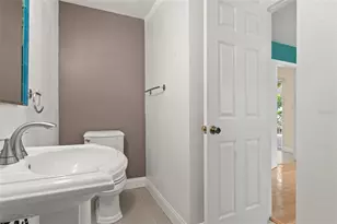 2725 N Myrtle Ave, Tampa, FL 33602 - Photo 11