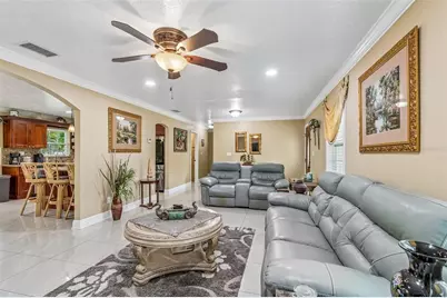 9406 W Flora Street, Tampa, FL 33615 - Photo 11