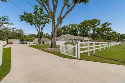 9406 W Flora Street, Tampa, FL 33615 - Photo 5