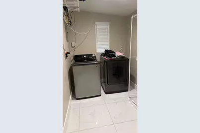 2106 W Cluster Avenue, Tampa, FL 33604 - Photo 13