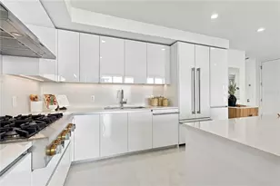 400 Central Ave, Saint Petersburg, FL 33701 - Photo 17