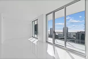 400 Central Ave, Saint Petersburg, FL 33701 - Photo 5