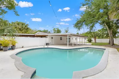 4610 S Shamrock Road, Tampa, FL 33611 - Photo 31