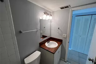 3206 W Azeele St, Tampa, FL 33609 - Photo 13